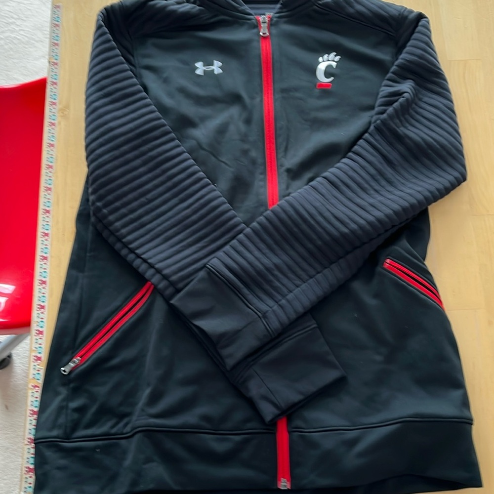 Bundle University of Cincinnati-Under Armour zip up jacket and  Hyde Park hoodie